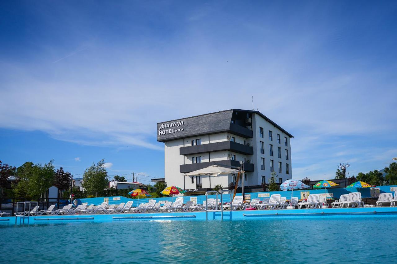 Hotel Anasteja ホレズ エクステリア 写真