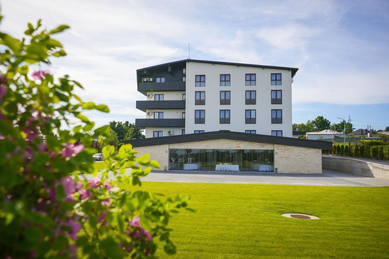 Hotel Anasteja ホレズ エクステリア 写真