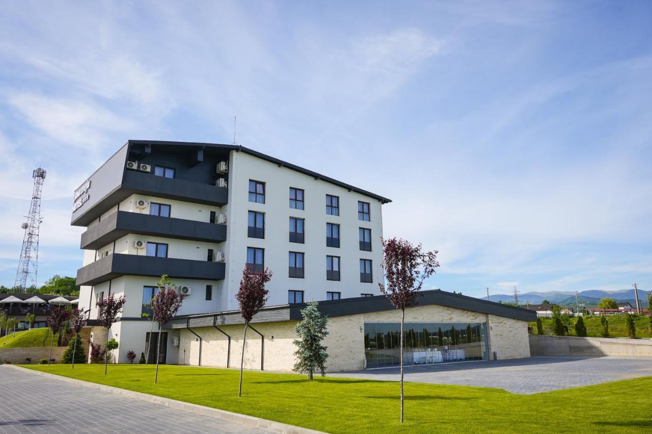 Hotel Anasteja ホレズ エクステリア 写真